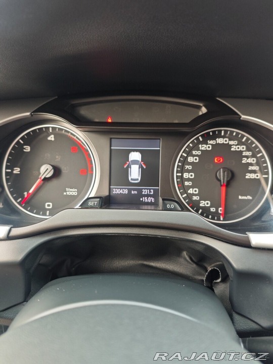 Audi A4 2,0   tdi 2012 1800