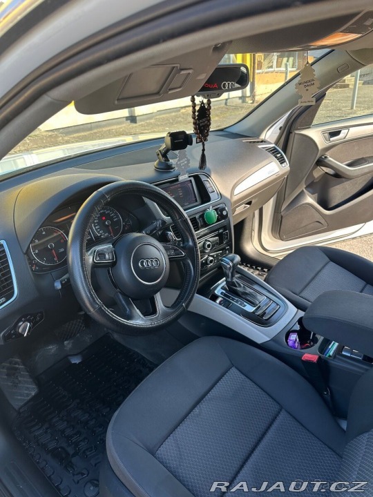 Audi Q5 TDI 4X4 ( 320 000 KČ) 1800