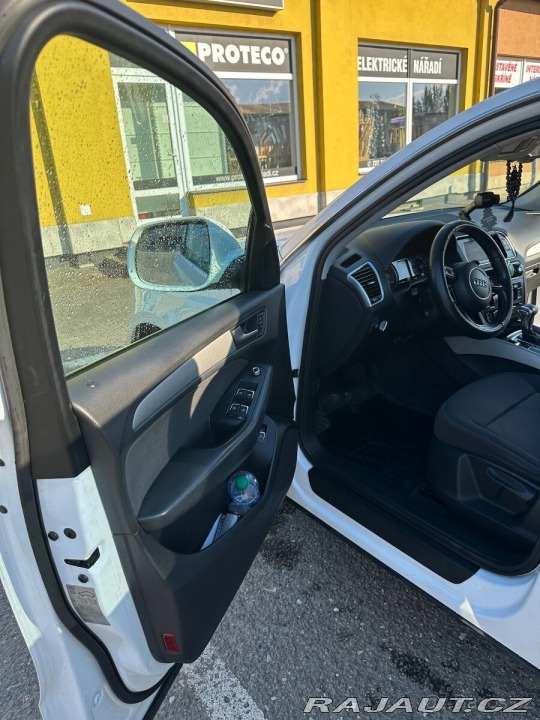 Audi Q5 TDI 4X4 ( 320 000 KČ) 1800