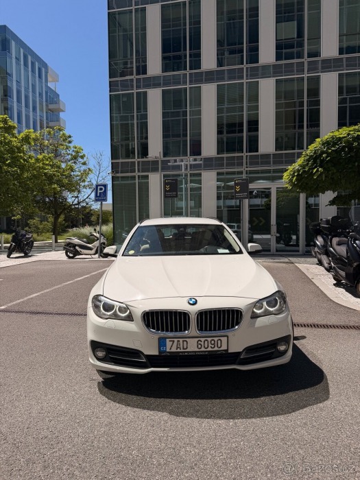 BMW 5 3,0   D • Head-Up Display