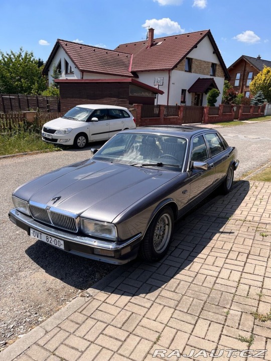 Jaguar XJ 40, 1987 1987
