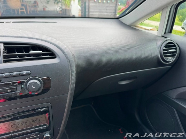 Seat Leon 1,2 1. majitel v ČR 2012