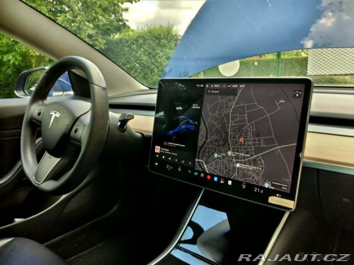 Tesla Model 3 2019