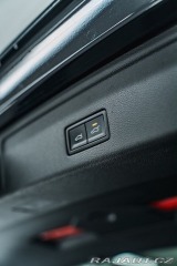 Volkswagen Touareg 3,0   TDi R Line BLACK ST 2022