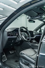 Volkswagen Touareg 3,0   TDi R Line BLACK ST 2022