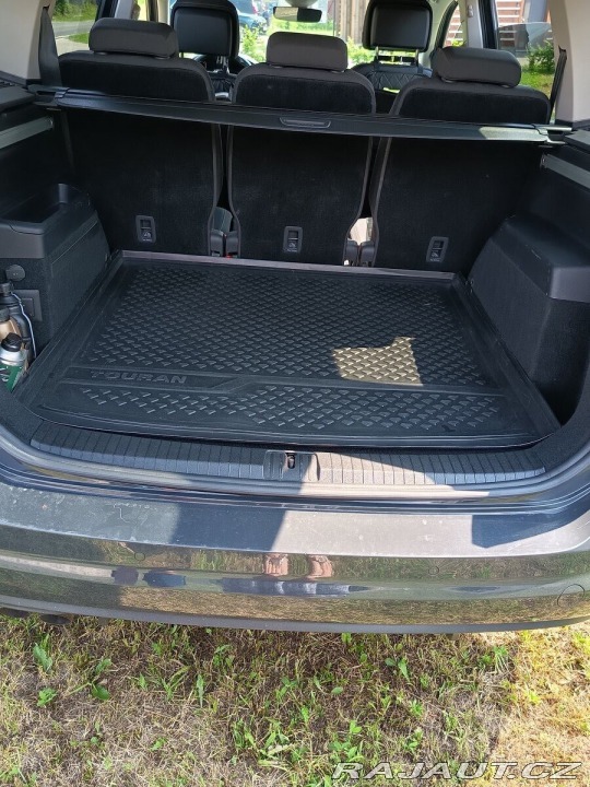 Volkswagen Touran 2,0 TDI 110kw Highline 2019