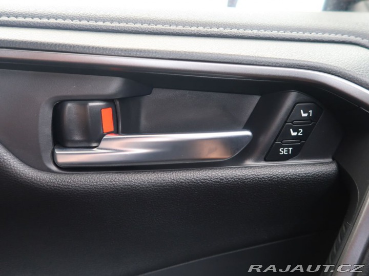 Toyota RAV4 2.5Hybrid,AT,CZ,4x4,GR-Sp 2025