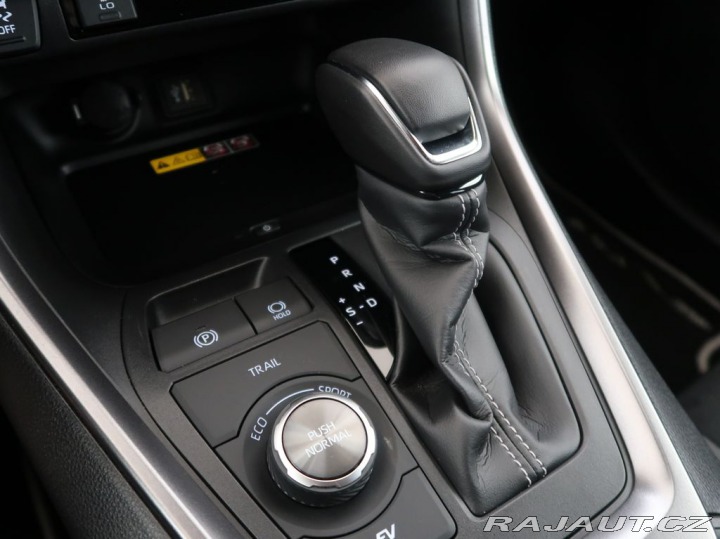 Toyota RAV4 2.5Hybrid,AT,CZ,4x4,GR-Sp 2025