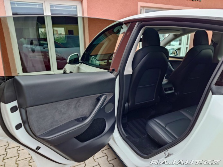 Tesla Model Y Long Range Dual Motor 378 2022
