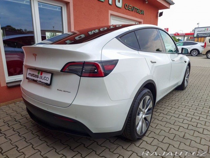 Tesla Model Y Long Range Dual Motor 378 2022