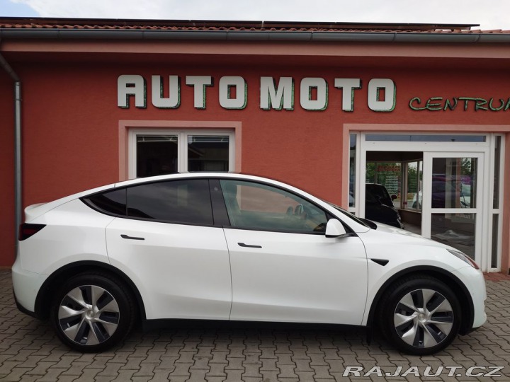 Tesla Model Y Long Range Dual Motor 378 2022