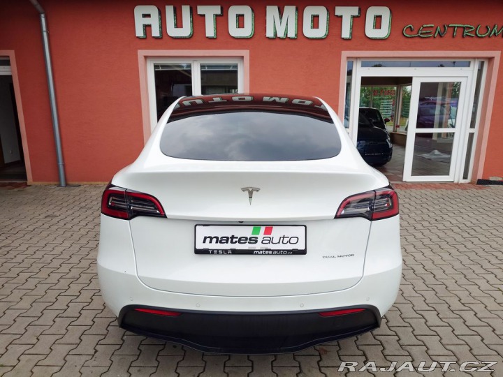 Tesla Model Y Long Range Dual Motor 378 2022