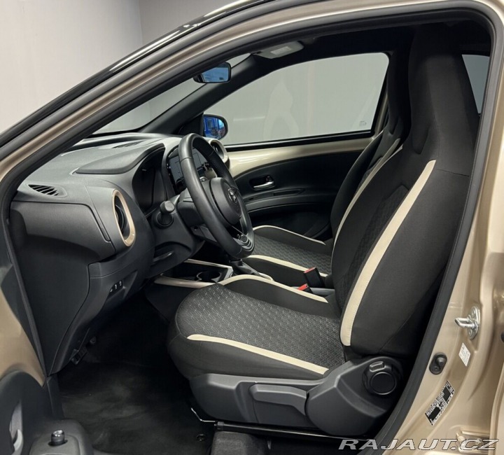 Toyota Aygo 1.0 AT STYLE 2024