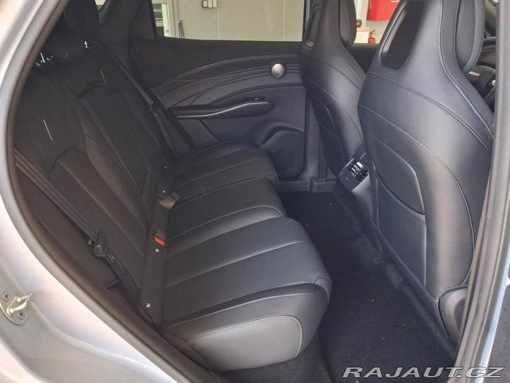 Omoda Ostatní modely 7 7 PHEV Luxury 2026