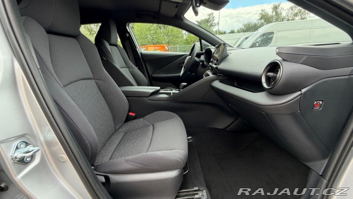 Toyota C-HR 1.8. Hybrid Comfort Busin 1800