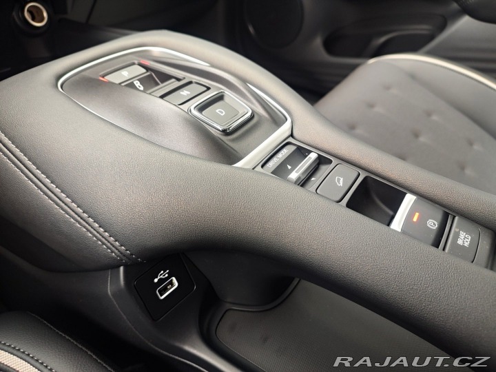 Honda ZR-V 2.0e:HEV 135kW Sport MR20 2026
