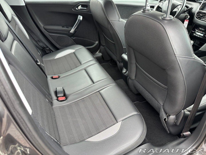 Peugeot 2008 1.2T 81kw Automat 2019
