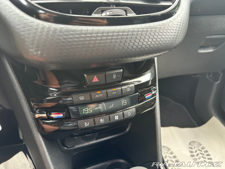 Peugeot 2008 1.2T 81kw Automat 2019