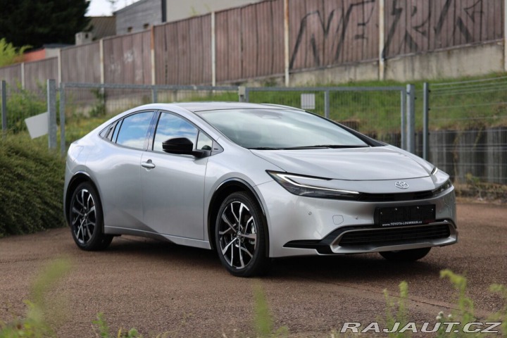 Toyota Prius PHEV Prestige - akční cen 1800