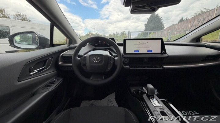 Toyota Prius PHEV Prestige - akční cen 1800