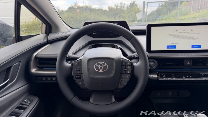 Toyota Prius PHEV Prestige - akční cen 1800