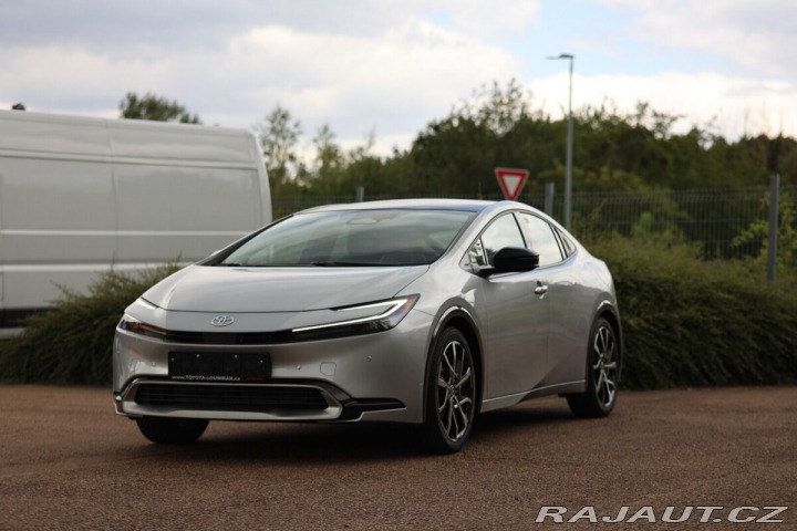 Toyota Prius PHEV Prestige - akční cen 1800