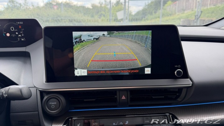 Toyota Prius PHEV Prestige - akční cen 1800