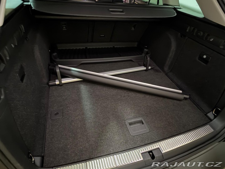 Škoda Superb Style 4x4 Navi AHK ParkAs 2023
