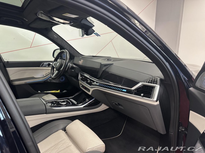 BMW X7 M60i Imdividual*CZ*DPH*Zá 2023