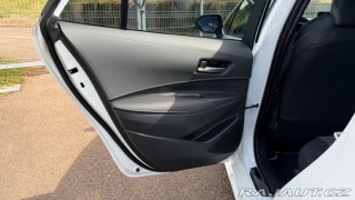 Toyota Corolla TS 1.8. Hybrid Style skla 1800