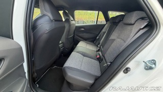 Toyota Corolla TS 1.8. Hybrid Style skla 1800
