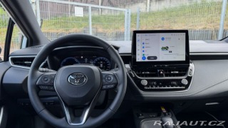 Toyota Corolla TS 1.8. Hybrid Style skla 1800