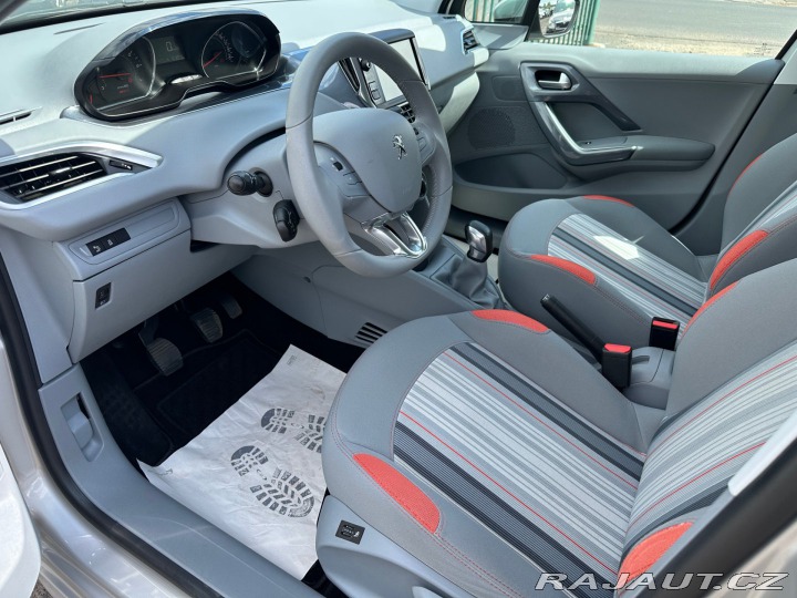 Peugeot 208 1.2i 60kw 2014