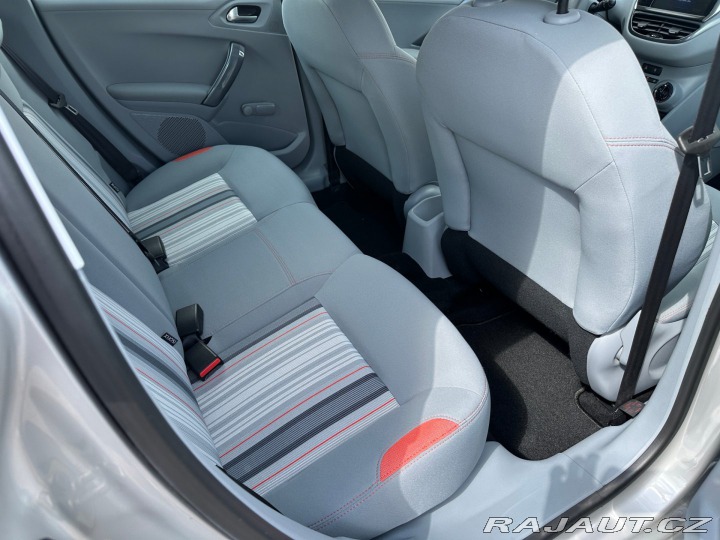 Peugeot 208 1.2i 60kw 2014