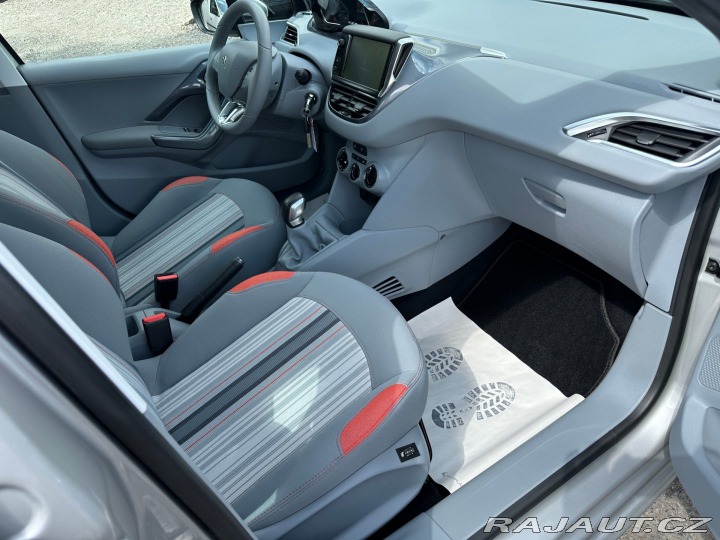 Peugeot 208 1.2i 60kw 2014