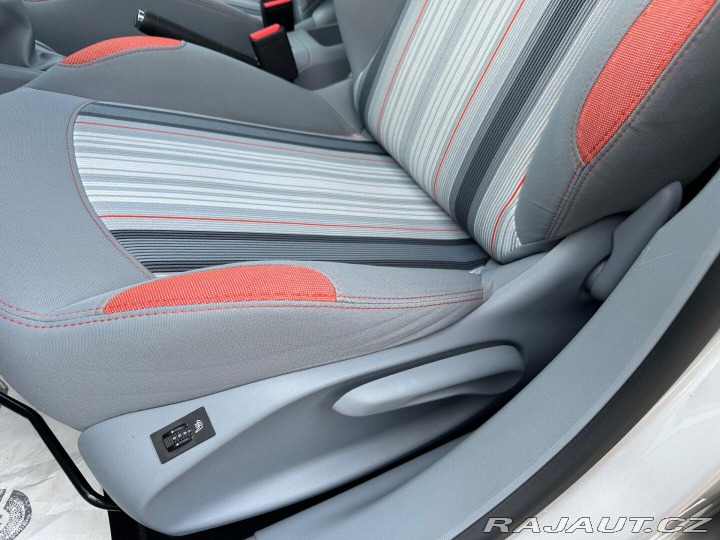 Peugeot 208 1.2i 60kw 2014