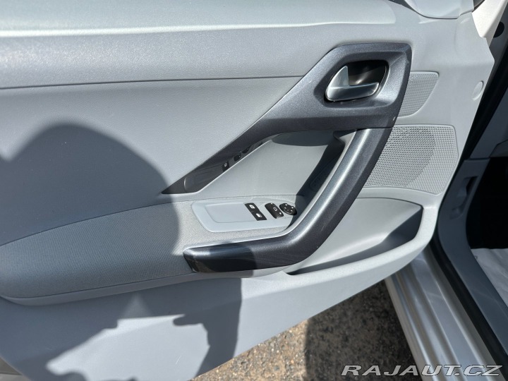 Peugeot 208 1.2i 60kw 2014