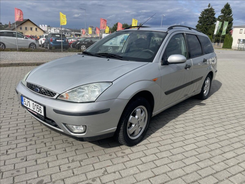 Ford Focus 1,8 TDDi 66kw Klima 2 sad