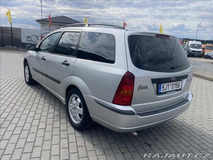 Ford Focus 1,8 TDDi 66kw Klima 2 sad 2002