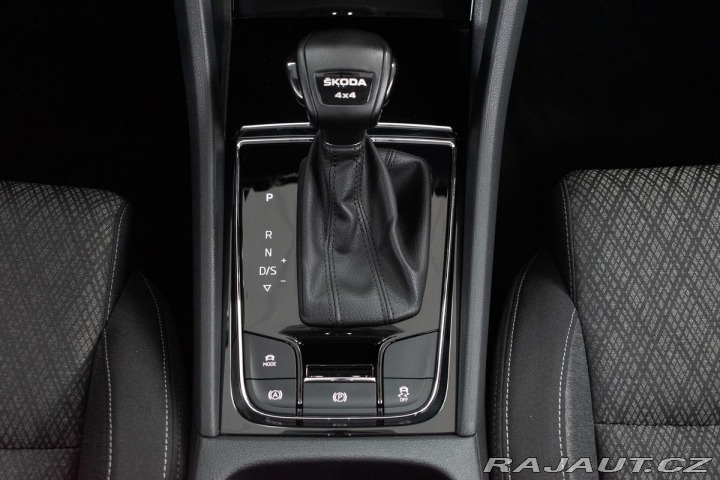 Škoda Karoq 2.0 TDI 4x4*TAŽNÉ*STYLE*Č 2022