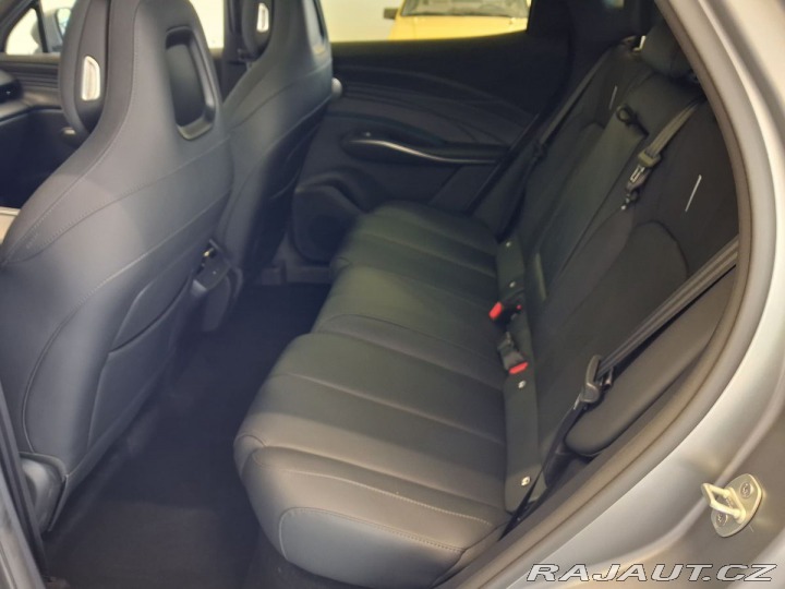 Omoda Ostatní modely 7 Luxury 1.5 tGDI PHEV 2026