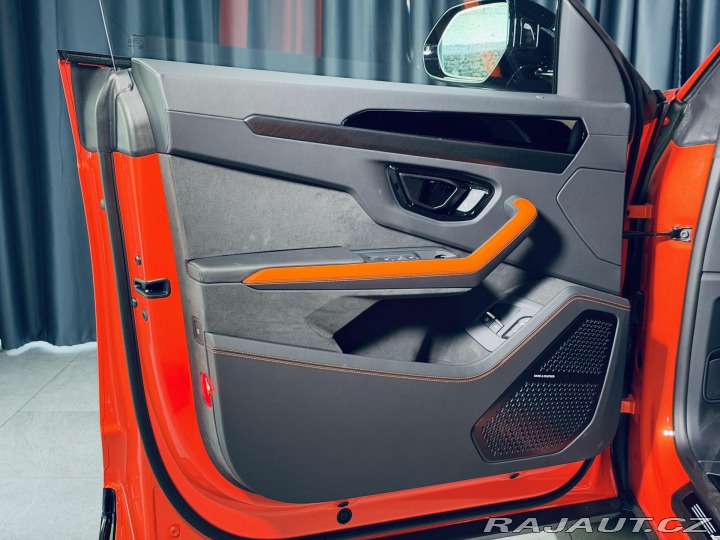 Lamborghini Urus SE*NOVÉ*ARANCIO XANTO* 2026