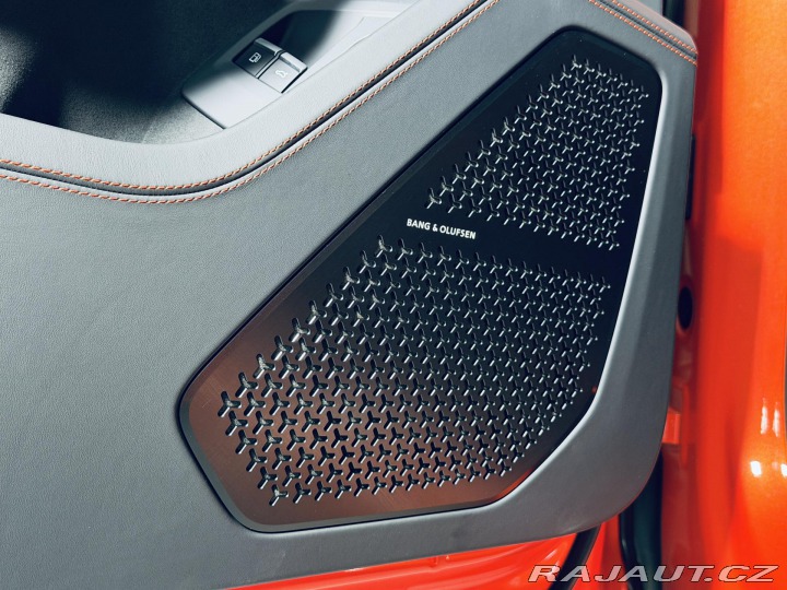 Lamborghini Urus SE*NOVÉ*ARANCIO XANTO* 2026