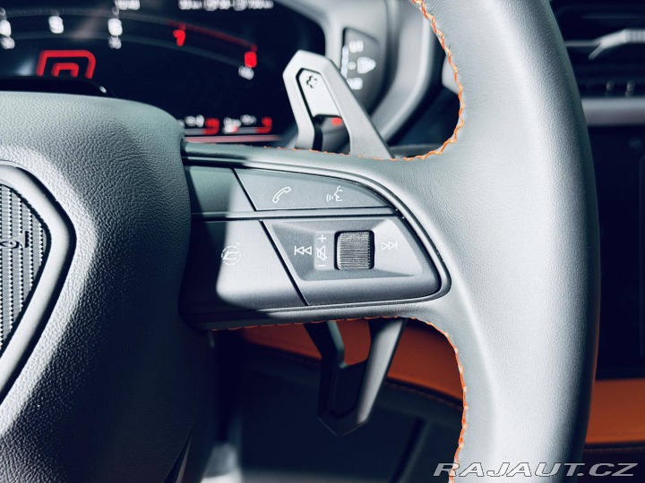 Lamborghini Urus SE*NOVÉ*ARANCIO XANTO* 2026
