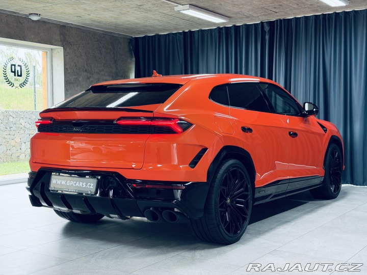 Lamborghini Urus SE*NOVÉ*ARANCIO XANTO* 2026