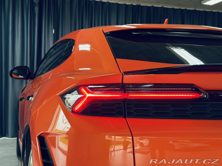 Lamborghini Urus SE*NOVÉ*ARANCIO XANTO* 2026