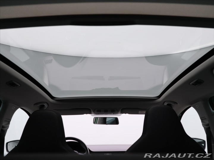 Škoda Rapid 1.2 TSI 63kW klima Xenon 2014