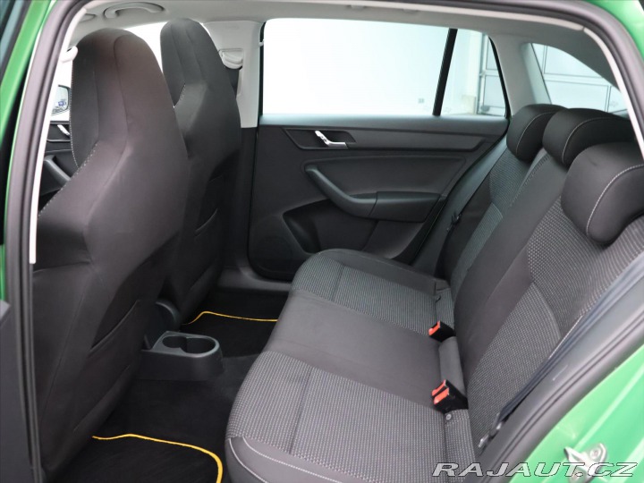 Škoda Rapid 1.2 TSI 63kW klima Xenon 2014