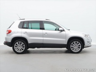 Volkswagen Tiguan 2,0 103KW KŮŽE DSG 4MOTIO 2010