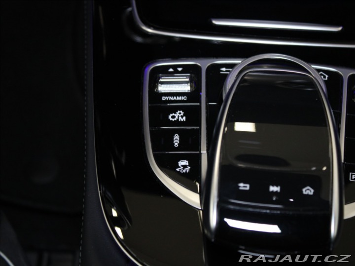 Mercedes-Benz E 4,0 E63s 612k.4M 65 780km 2019